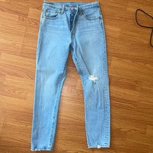 Levis 501 Skinny 28 W x 29 L waterless